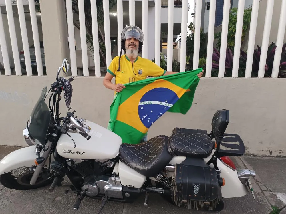 A moto que transportou FAMA. Valeu, J&uacute;nior.