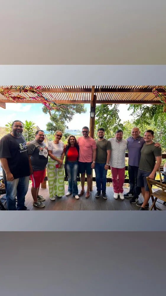 Foto: Eugênia e a imprensa presente.