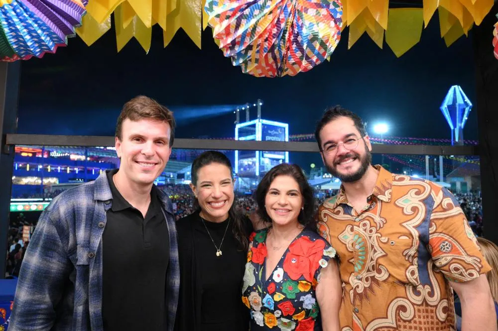 Na foto: Raquel Lyra, Priscila Krause, Miguel Coelho e Túlio Gadelha - Foto: Sérgio Figueiredo