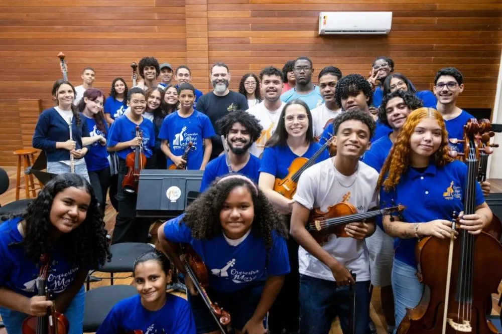 INTERNACIONAL: ORQUESTRA MARÉ DO AMANHÃ ESTREIA NO “NOS ALIVE” E LANÇA LIVRO SOBRE SUA TRAJETÓRIA EM LISBOA 