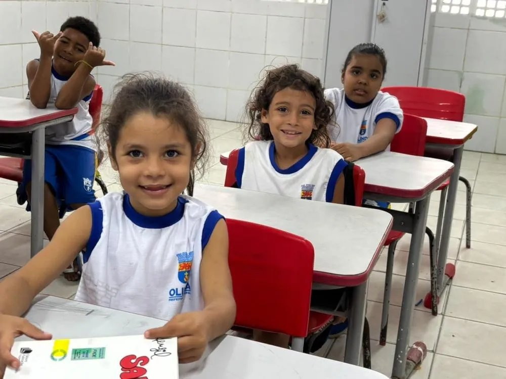 ESCOLA ROTARY É REABERTA NO VARADOURO APÓS REFORMA E PARCERIA ENTRE A REDE ROTARY E PREFEITURA DE OLINDA