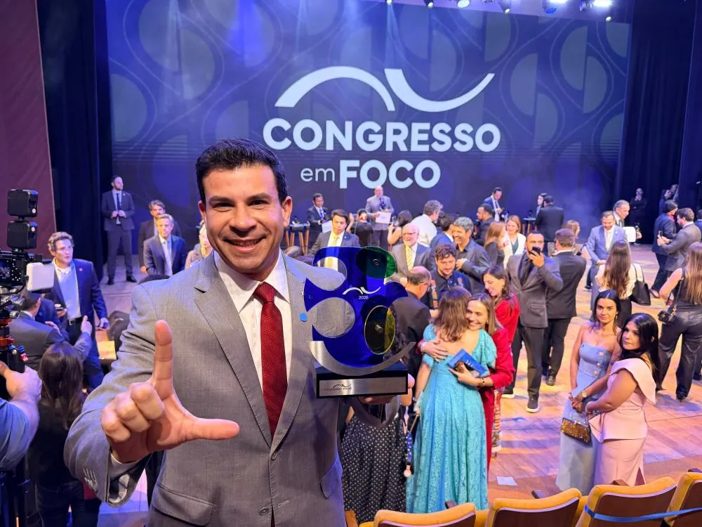 CARLOS VERAS É ELEITO MELHOR DEPUTADO FEDERAL DE PERNAMBUCO NO PRÊMIO CONGRESSO EM FOCO
