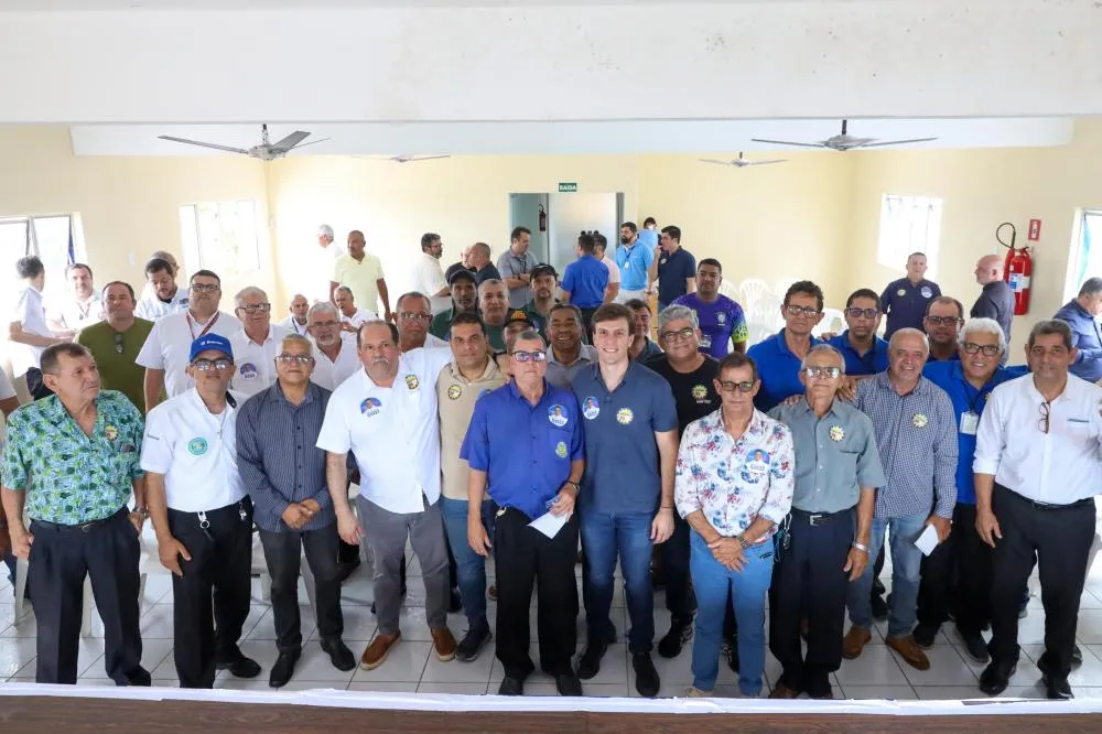 MIGUEL COELHO E DAVID MUNIZ RECEBEM APOIO DE TAXISTAS E REFORÇAM COMPROMISSO COM CATEGORIA EM PERNAMBUCO