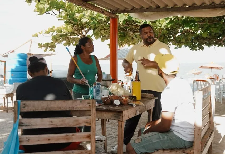 “A PRAIA É DO POVO”: VINI CASTELLO DEFENDE LEI ESTADUAL PARA GARANTIR LIVRE ACESSO ÀS PRAIAS DE PERNAMBUCO