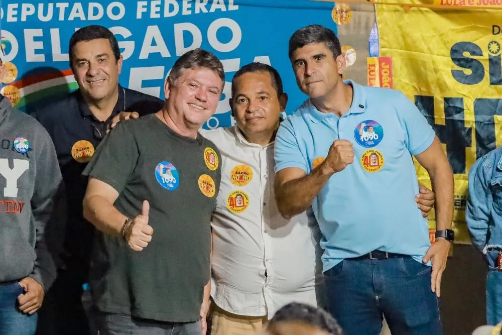 EM CARUARU, SILENO E LESSA CONSOLIDAM PARCERIA E DEFENDEM MAIS AVANÇOS PARA PERNAMBUCO