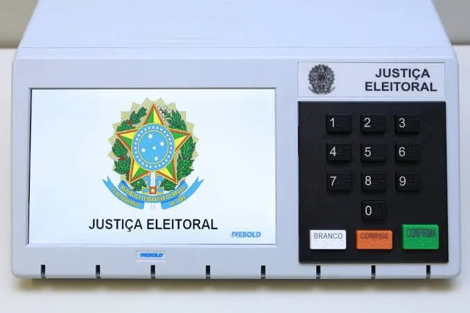 URGENTE: TSE ESTENDE VOTAÇÃO ATÉ ÀS 19h APÓS PEDIDOS DAS CAMPANHAS DE LULA E FLÁVIO BOLSONARO